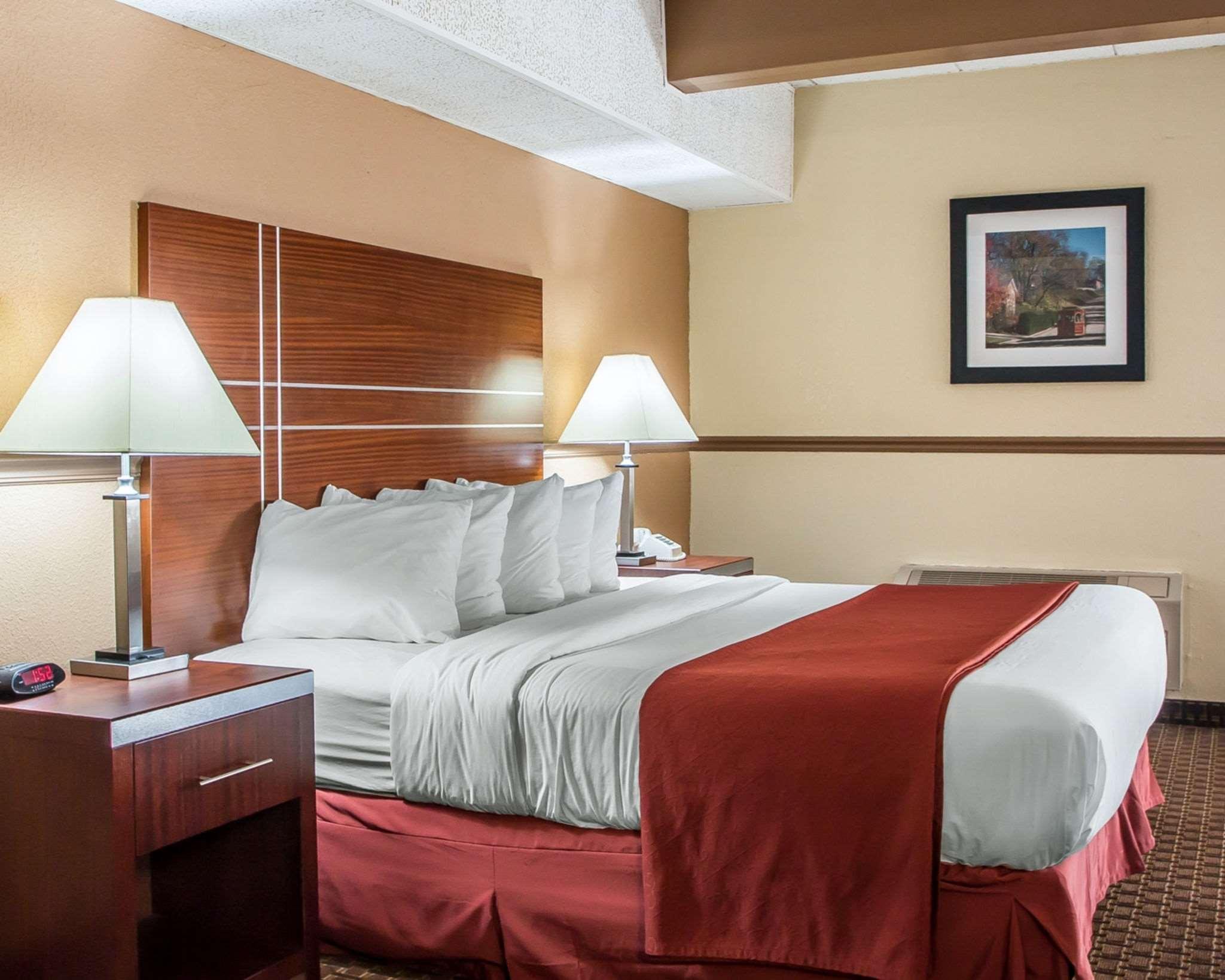 Quality Inn East Dubuque Eksteriør billede