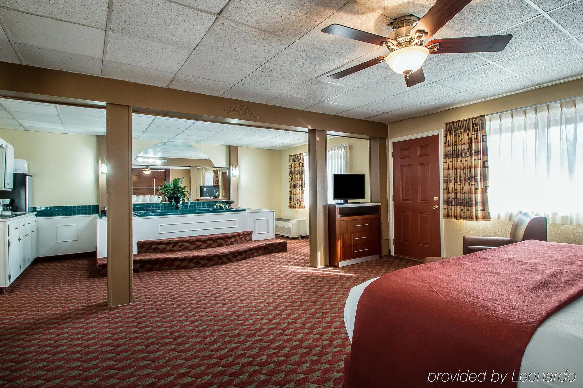 Quality Inn East Dubuque Eksteriør billede