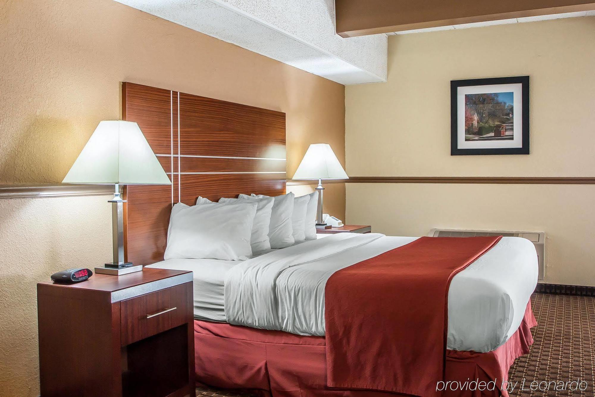 Quality Inn East Dubuque Eksteriør billede