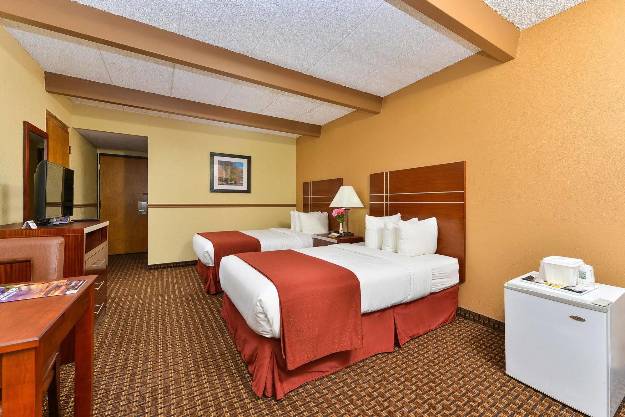 Quality Inn East Dubuque Eksteriør billede